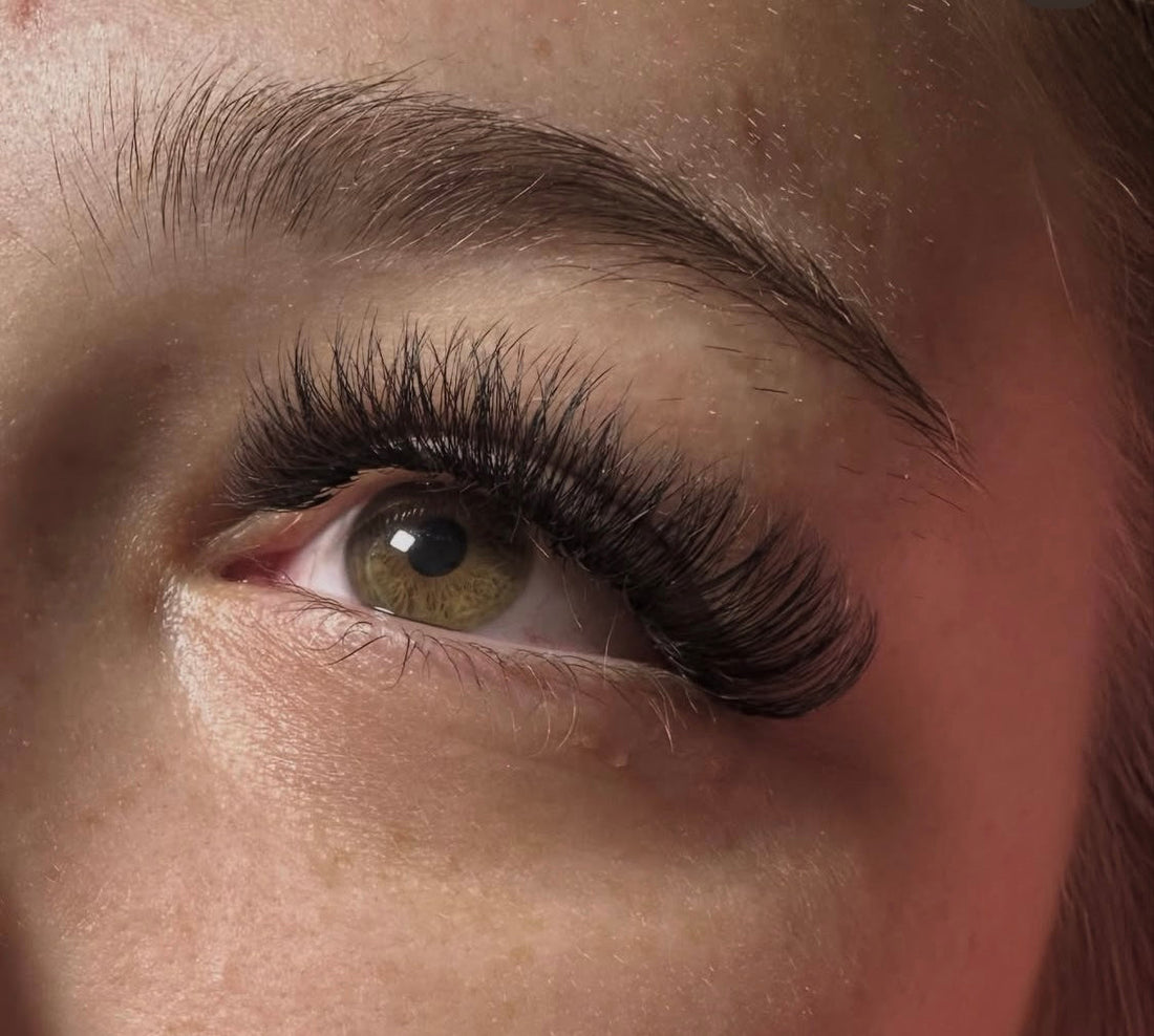 Lash Extensions in Ponoka, Alberta: Everything You Need to Know!