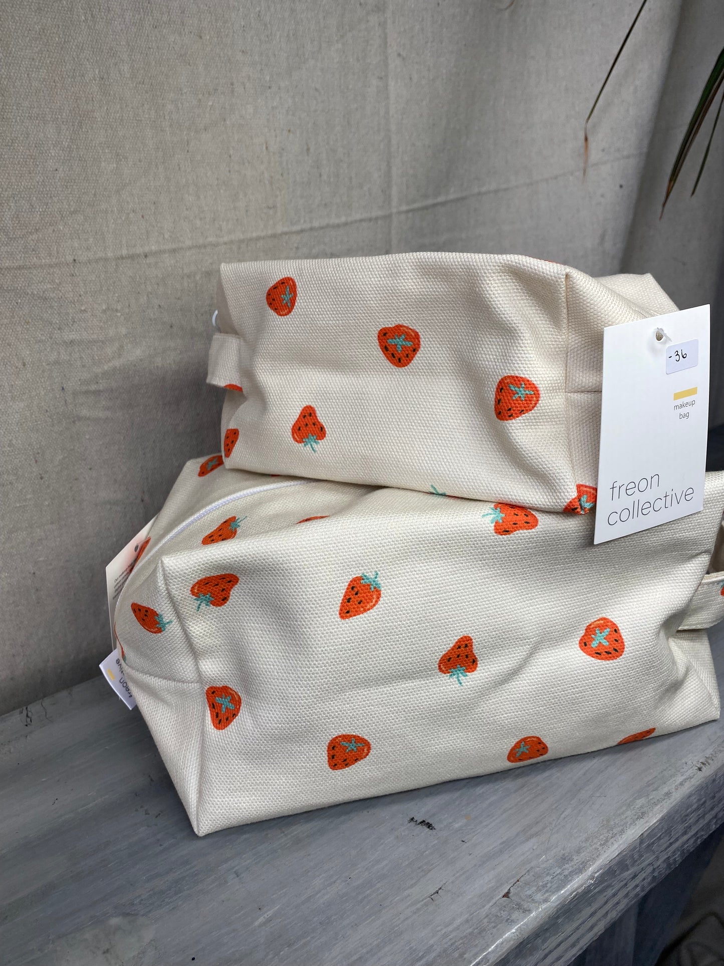 Cotton Canvas Toiletry Bag - Strawberrys
