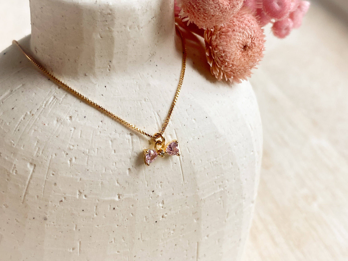 Alice Necklace