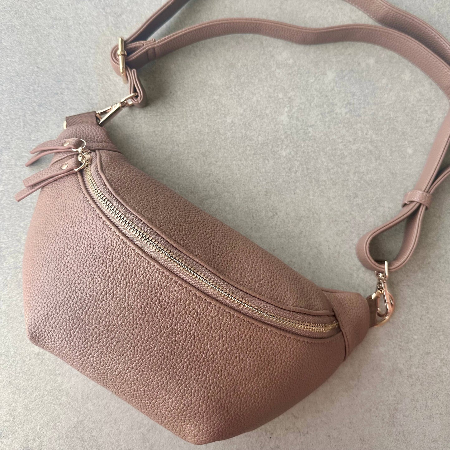 Crossbody handbag tan brown purse bum bag oversize large