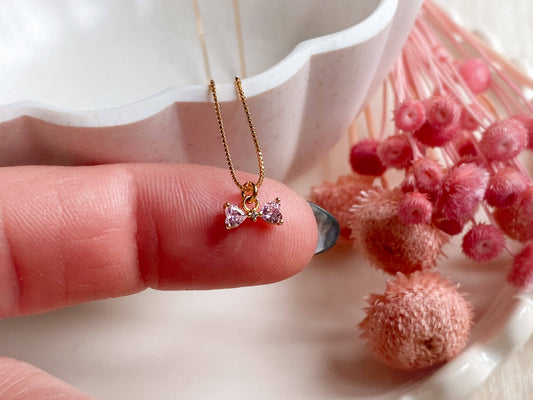 Alice Necklace